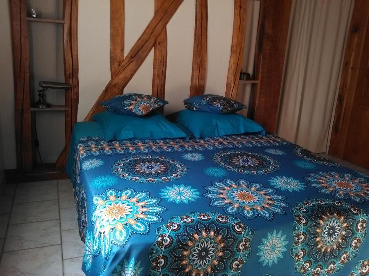 Chambre D'Hotes Des P'Tits Bonheurs Dosches Екстериор снимка